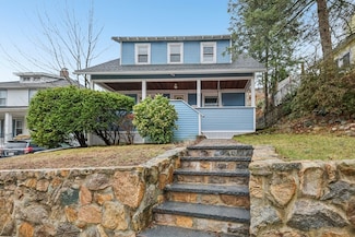 72 Las Casas St, Malden, MA 02148