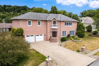 1136 Steeplechase Dr, Morgantown, WV 26508