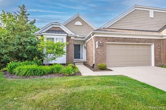601 Acadia Ct, Howell, MI 48843