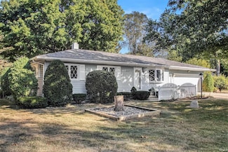 52264 Lily Rd, South Bend, IN 46637