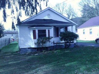 311 Clark St, Rupert, WV 25984