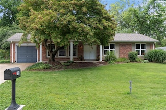 724 Ambois Dr, Saint Louis, MO 63141