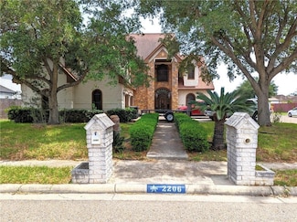 2206 Highland Dr, Weslaco, TX 78596