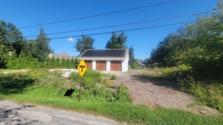 S94W14528 Ryan Dr, Muskego, WI 53150