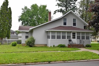 621 Oak St, Osage, IA 50461