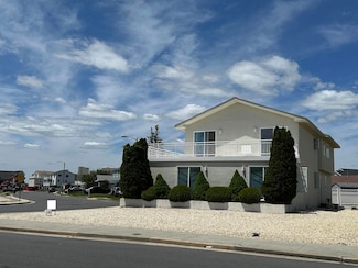 5205 Ocean Dr S, Brigantine, NJ 08203