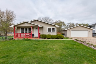 1819 Galilee Ave, Zion, IL 60099