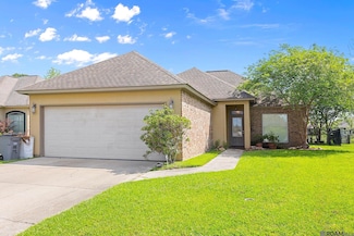 8927 Lake Mist Ave, Baton Rouge, LA 70810