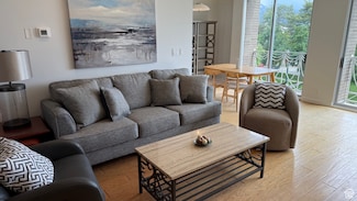 777 E South Temple St Unit 4A, Salt Lake City, UT 84103