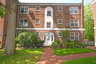221 Middle Neck Rd Unit I-3, Great Neck, NY 11021