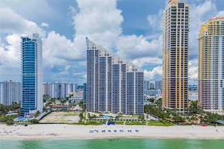 17555 Collins Ave Unit UP7, Sunny Isles Beach, FL 33160
