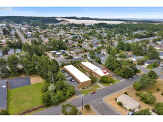 1260 10th St Unit 11, Florence, OR 97439