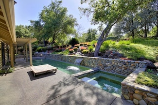 1946 Empire Oaks Ct, Gold River, CA 95670