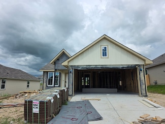 1412 Whitney Ln, Brenham, TX 77833