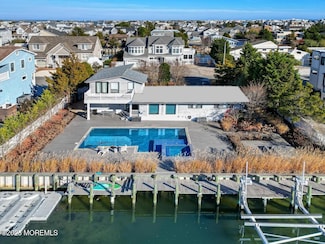 187 Nautilus Dr, Beach Haven, NJ 08008