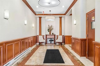 155 Bay St Unit 2L, Staten Island, NY 10301