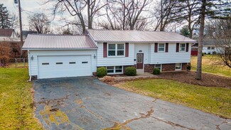 425 Maple Dr, Crestline, OH 44827
