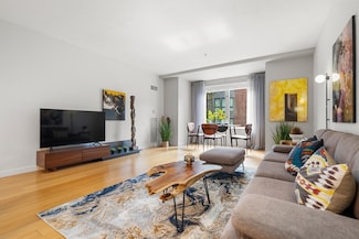 16 Miner St Unit 206, Boston, MA 02215