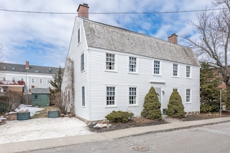 8 Salem St, Newburyport, MA 01950