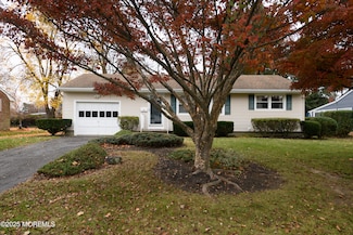 22 Overhill Rd, Matawan, NJ 07747