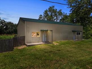 6602 Prino Rd, Hitchcock, TX 77563