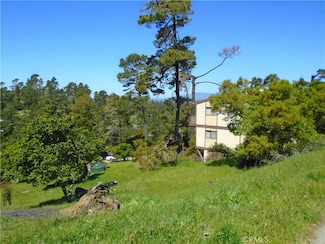 1 Pierce Ave, Cambria, CA 93428