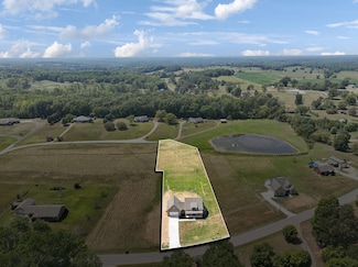 47 Long Branch Rd, Lawrenceburg, TN 38464