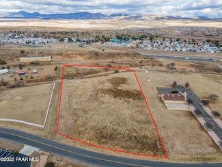 12026 E Turquoise Cir, Dewey, AZ 86327