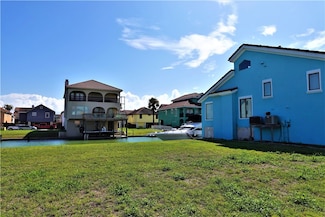 717 Imperial Harbor Dr, Corpus Christi, TX 78402