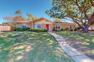 6511 Sabrosa Ct W, Fort Worth, TX 76133