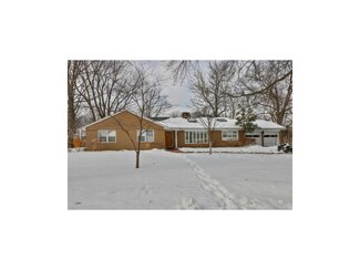 5730 Lockton Ln, Fairway, KS 66205
