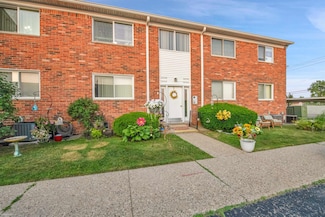 29356 Hoover Rd Unit 209, Warren, MI 48093