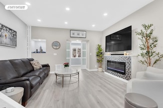 743 E 9th St, Brooklyn, NY 11230