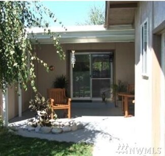 421 Date St Place E, Mattawa, WA 99349