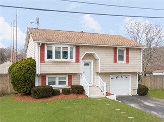152 Newell St, West Warwick, RI 02893