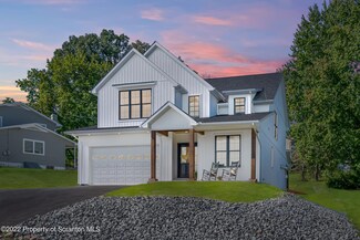 312 Tulip Cir, Clarks Summit, PA 18411