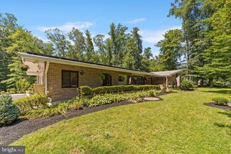 1207 Jacksonville Rd, Columbus, NJ 08022