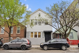 947 W 18th St, Chicago, IL 60608