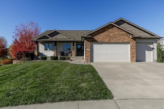 4316 NE Par View Ct, Ankeny, IA 50021