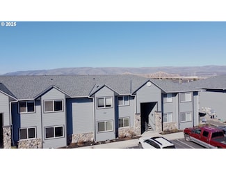 240 Lone Pine Ln Unit 8, the Dalles, OR 97058