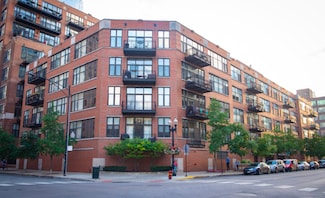333 W Hubbard St Unit 2J, Chicago, IL 60654