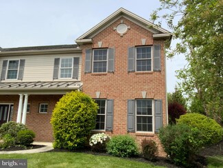 6971 Ella Cir Unit UT63, Harrisburg, PA 17112