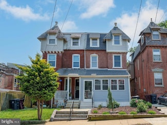 1002 W 9th St, Wilmington, DE 19806