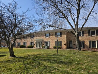 2472 Abbington Dr SE, Grand Rapids, MI 49506