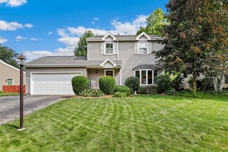 1044 Revere Ln Unit 6, Island Lake, IL 60042