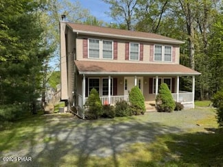 132 Spruce Rd, Tafton, PA 18464