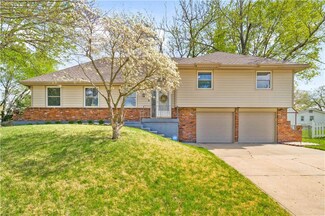 1005 NE 73rd Place, Kansas City, MO 64118