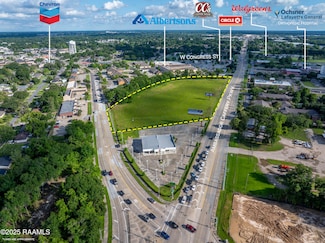 2700 Ambassador Caffery Pkwy, Lafayette, LA 70506