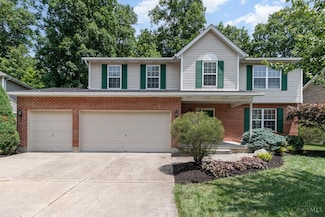 1099 Stableview Cir, Maineville, OH 45039