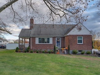 341 Long Hill Rd, Wallingford, CT 06492